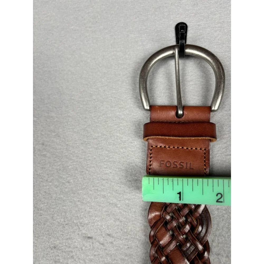 Fossil brand style